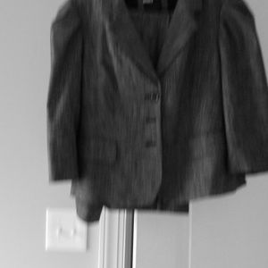 Pant suite